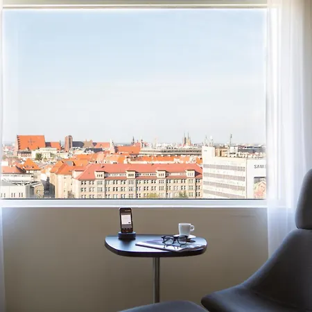 노보텔 센트럼 호텔 4*