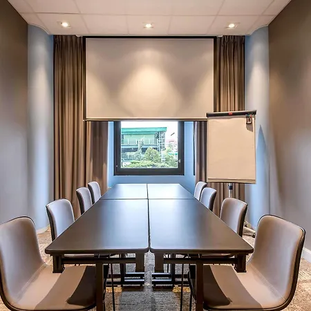 Novotel Centrum Отель 4*