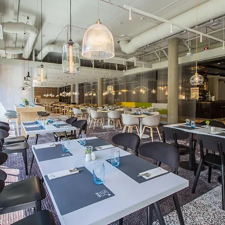 노보텔 센트럼 4*