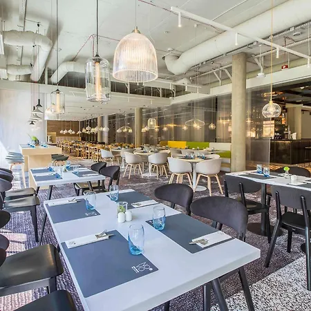 Novotel Centrum Отель 4*