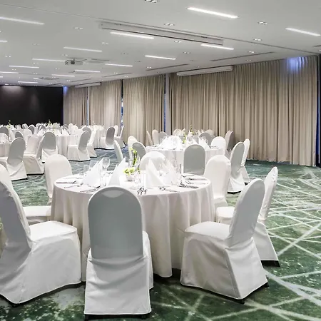 Novotel Centrum 4* Вроцлав
