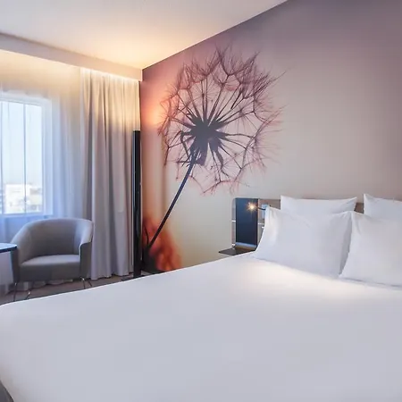 Novotel Centrum Hotel 4*