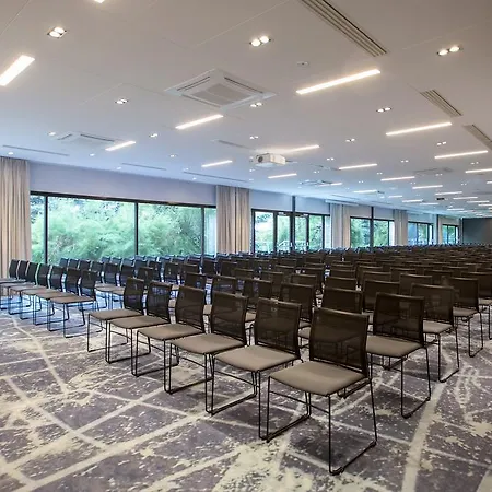 Novotel Centrum Hotel 4*