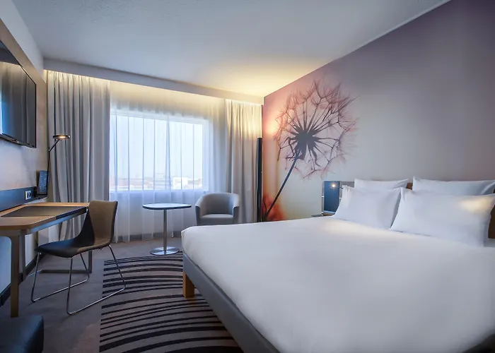 Готель Novotel Centrum